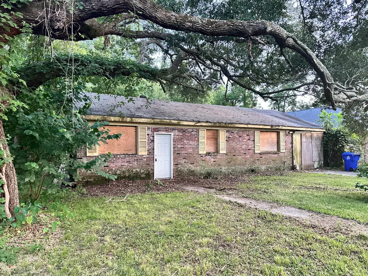 1335 5th Avenue, Charleston, SC 29407 - #1