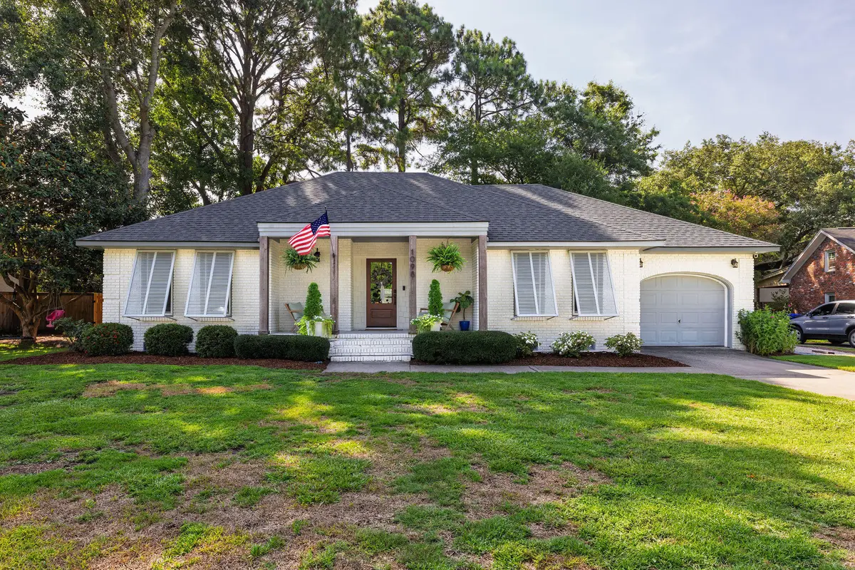 1098 Talisman Road, Mount Pleasant, SC 29464 - #1