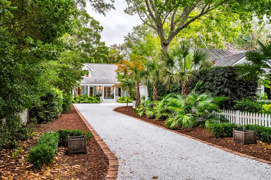 718 Royall Avenue, Mount Pleasant, SC 29464 - #2