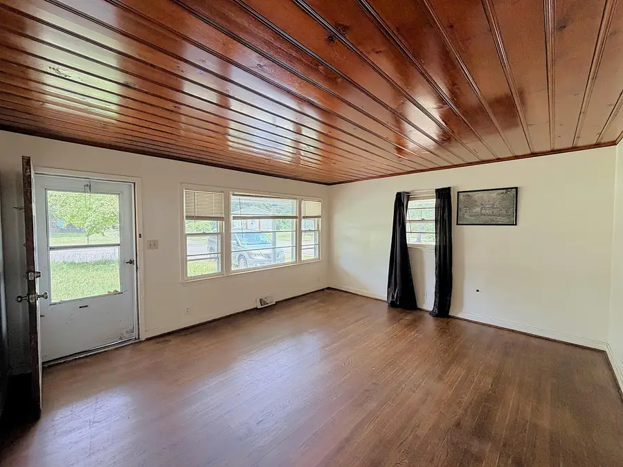 35 Myrick Street, Barnwell, SC 29812 - #3