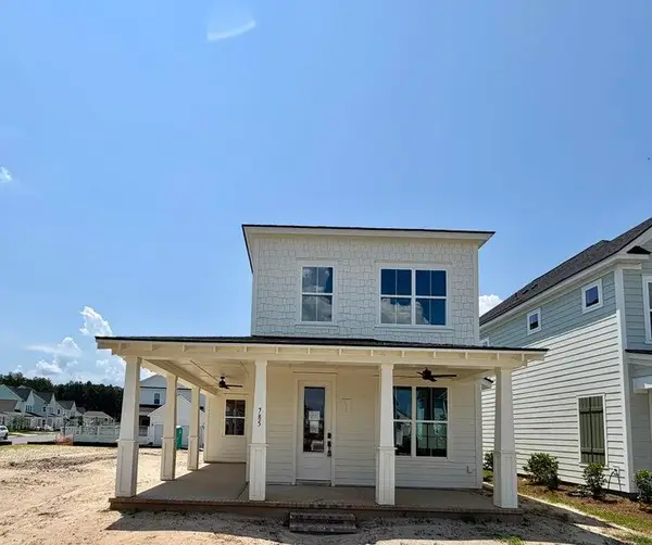 785 Blueway Avenue, Summerville, SC 29486