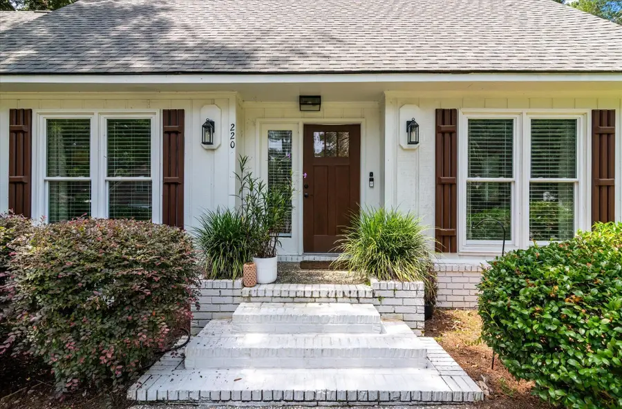 220 Runnymede Lane, Summerville, SC 29485 - #3