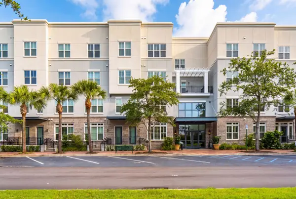 200 River Landing Drive #102a, Charleston, SC 29492
