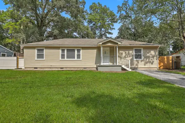 7620 Winchester Street, North Charleston, SC 29420
