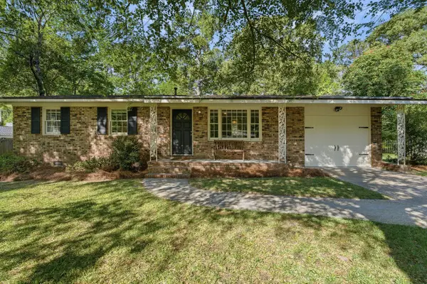 411 Forest Circle, Summerville, SC 29483