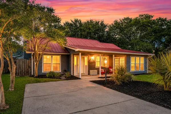 666 Poaug Lane, Mount Pleasant, SC 29464