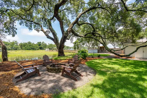 1670 Hunley Avenue, Charleston, SC 29412