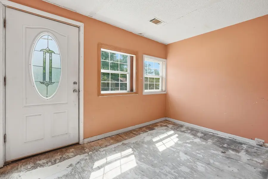 125 Lewis Street, Walterboro, SC 29488 - #3