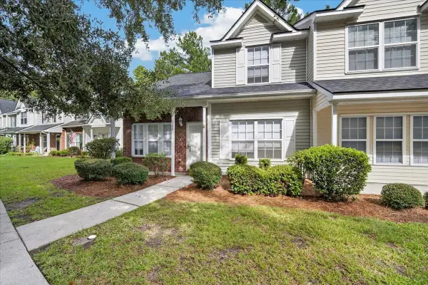 1100 Pine Bluff Drive, Summerville, SC 29483