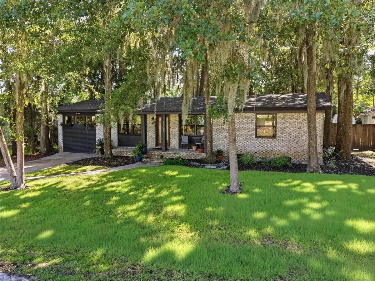 1203 Valley Drive, Hanahan, SC 29410 - #1