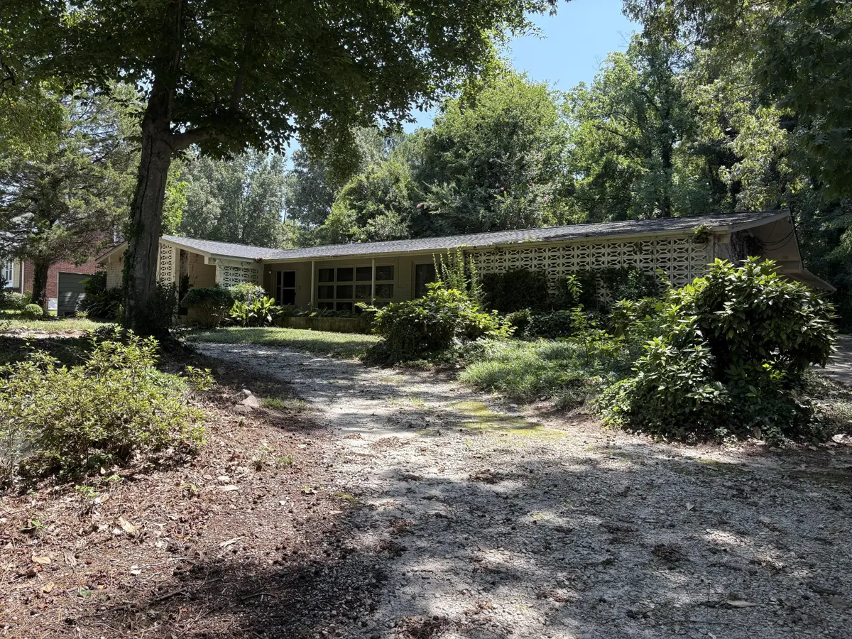 106 Sheffield Road, Greenwood, SC 29646 - #1