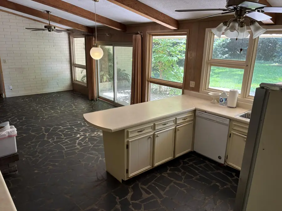 106 Sheffield Road, Greenwood, SC 29646 - #3