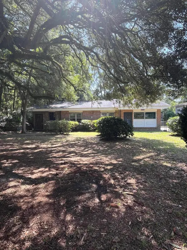 4349 Gwinnett Street, North Charleston, SC 29418