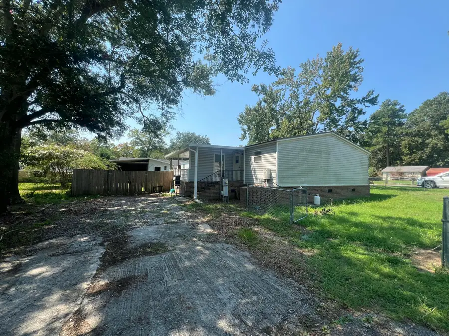 401 Dubois Street, Bonneau, SC 29431 - #2