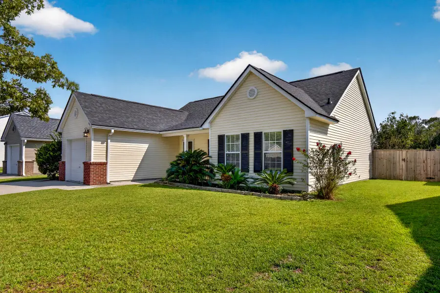 217 Barnwell Street, Summerville, SC 29483 - #3