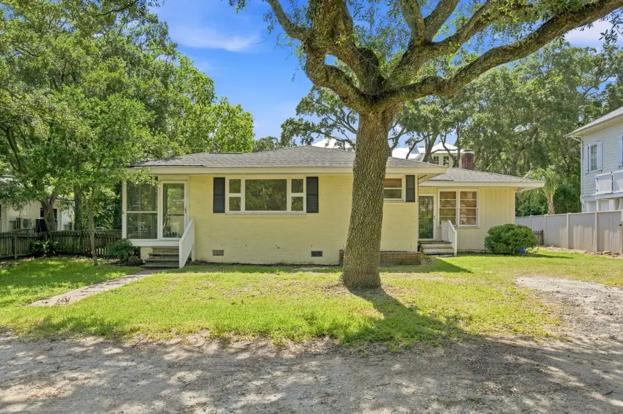 8 William Street, Mount Pleasant, SC 29464 - #2