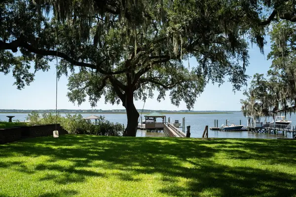 151 Stono Drive, Charleston, SC 29412