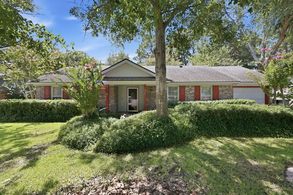 304 Longleaf Road, Summerville, SC 29486 - #1