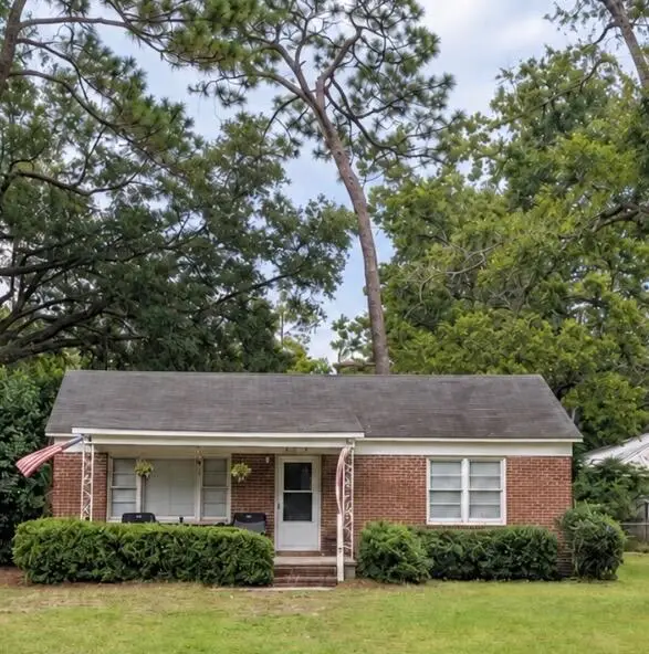 312 George Street, Walterboro, SC 29488