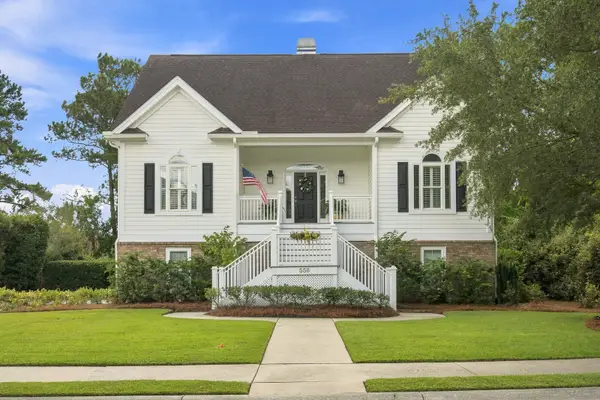 558 Island Walk E, Mount Pleasant, SC 29464