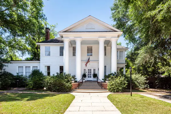 458 Hampton Street, Walterboro, SC 29488