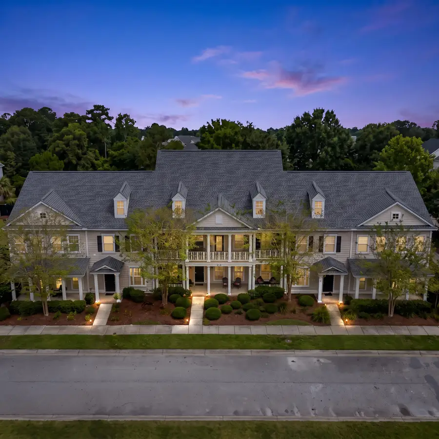 2392 Kings Gate Lane #303, Mount Pleasant, SC 29466 - #2