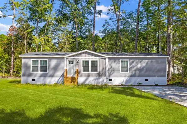 6152 Smith Road, Ravenel, SC 29470