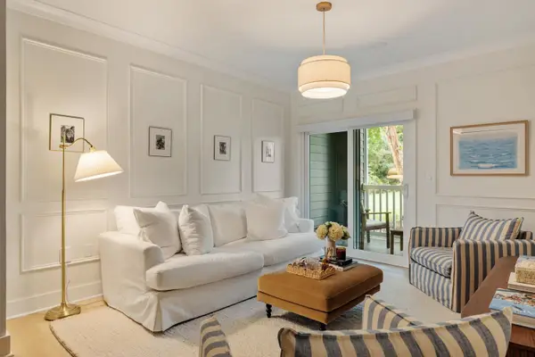 1300 Park W Boulevard #304, Mount Pleasant, SC 29466