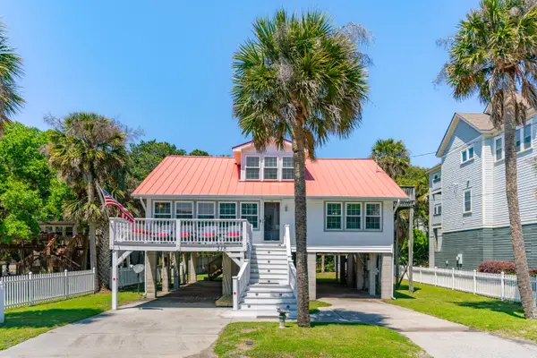 518 W Ashley Avenue, Folly Beach, SC 29439