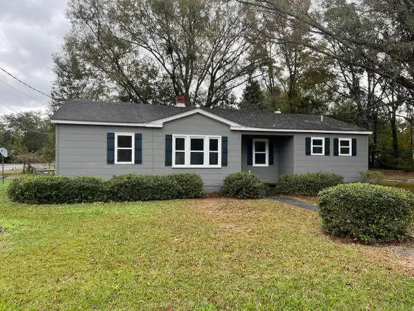 412 Live Oak Street, Walterboro, SC 29488