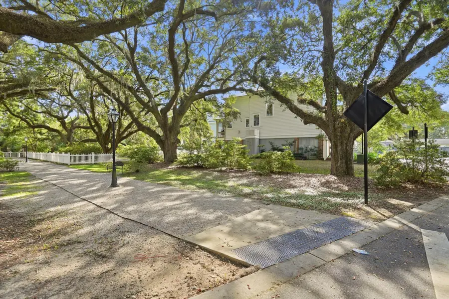 1025 Avenue Of Oaks, Charleston, SC 29407 - #3