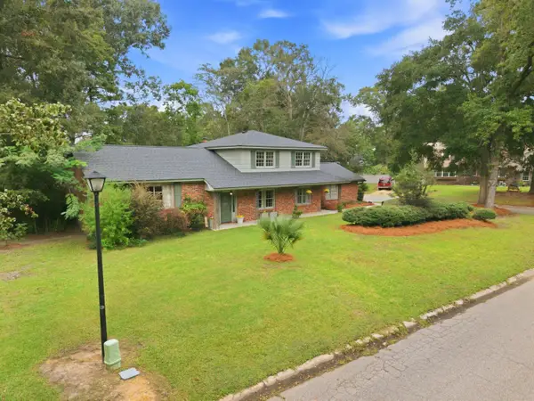 6 Ravenna Avenue, Hanahan, SC 29410