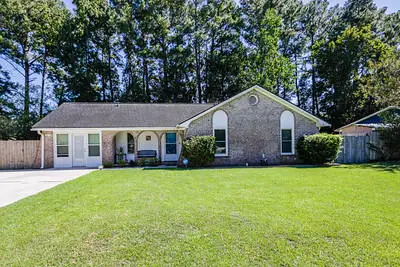 304 Vixen Boulevard, Goose Creek, SC 29445