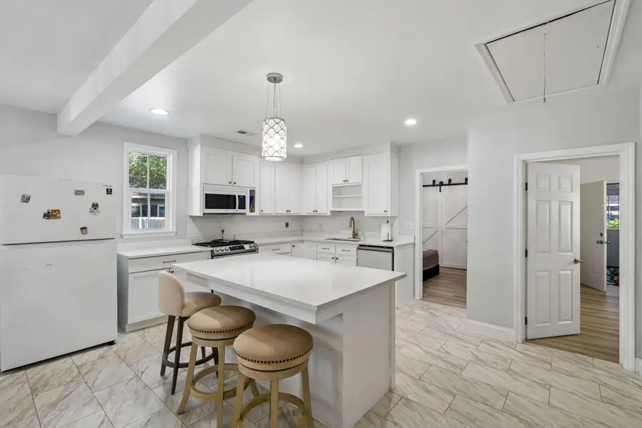 4718 Ivydale Drive, North Charleston, SC 29405 - #2