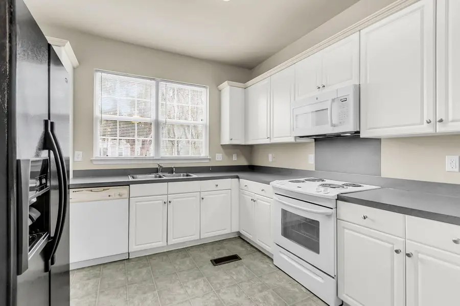 4668 Palm View Circle, North Charleston, SC 29418 - #3