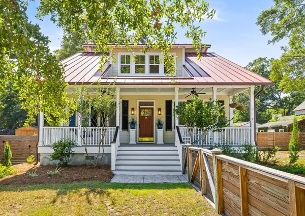 307 4th Avenue, Mount Pleasant, SC 29464