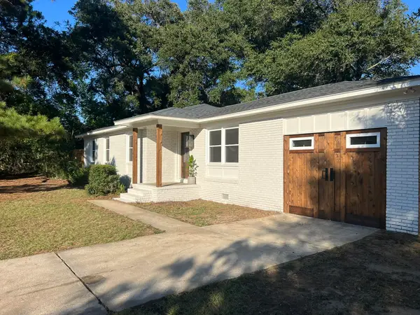 1038 Farmington Road, Charleston, SC 29412