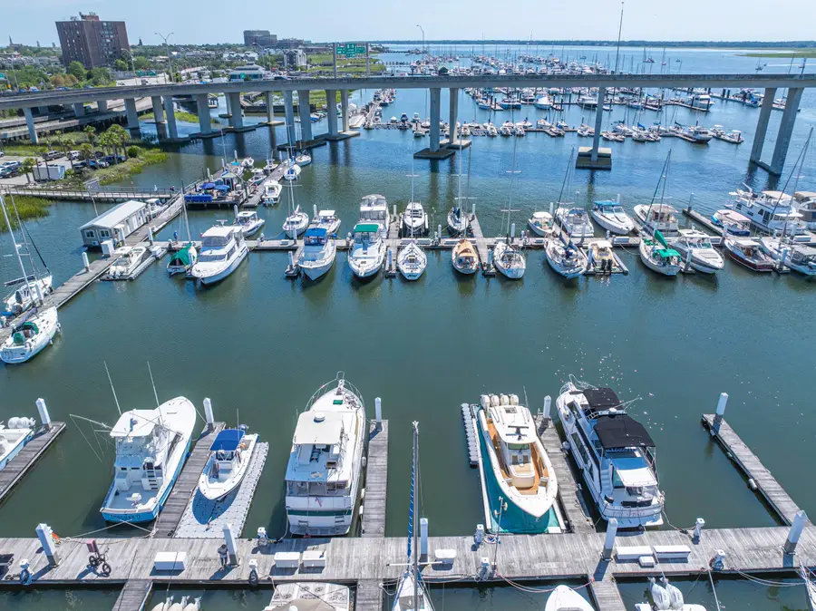 33 Lockwood Drive #Lu72, Charleston, SC 29401 - #3