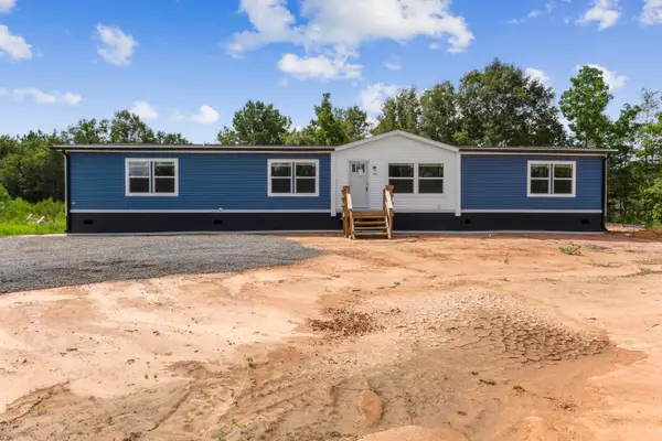 737 Sams Ridge Way, Bonneau, SC 29431