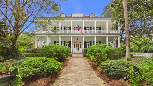 940 Paul Revere Drive, Charleston, SC 29412