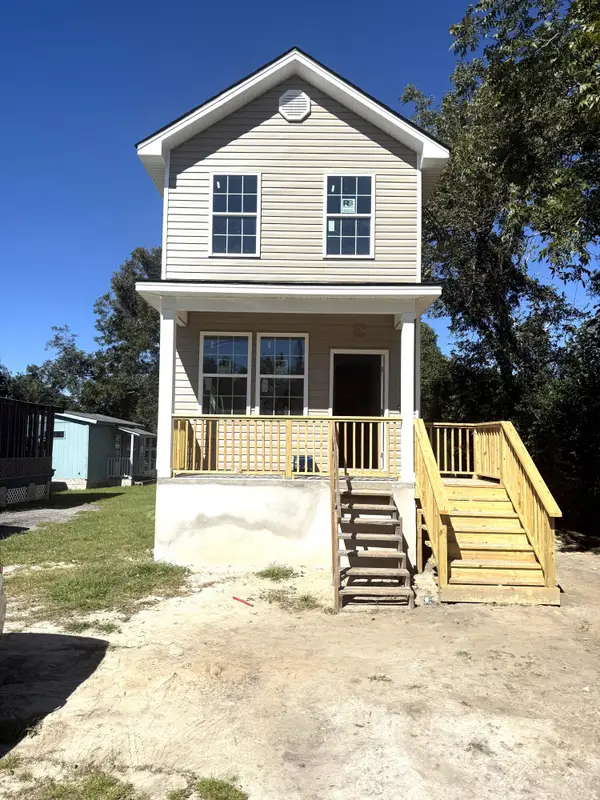 2214 Easton Street, North Charleston, SC 29405