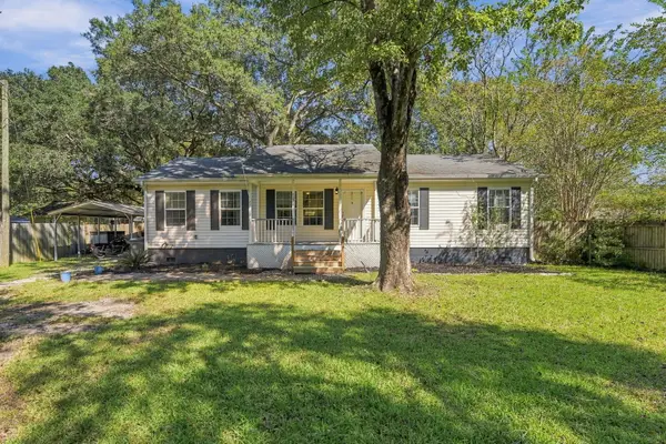 9028 Timber Street, North Charleston, SC 29406
