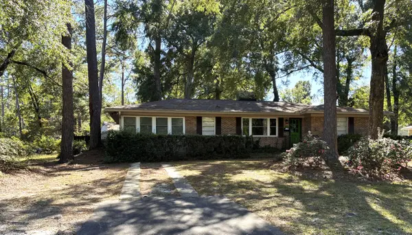 330 Ashley Drive, Summerville, SC 29485
