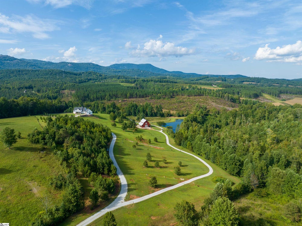 154 Glassy Road, Landrum, SC 29356 BHGRE