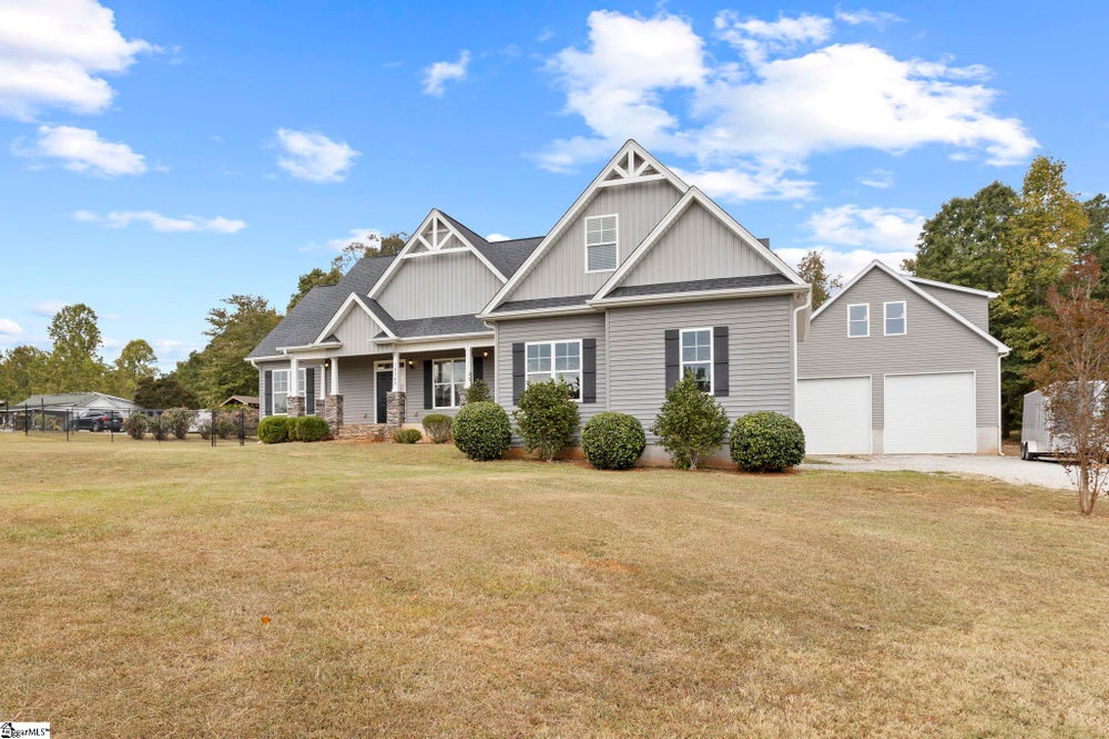 12345 Old White Horse Road, Travelers Rest, SC 29690 BHGRE