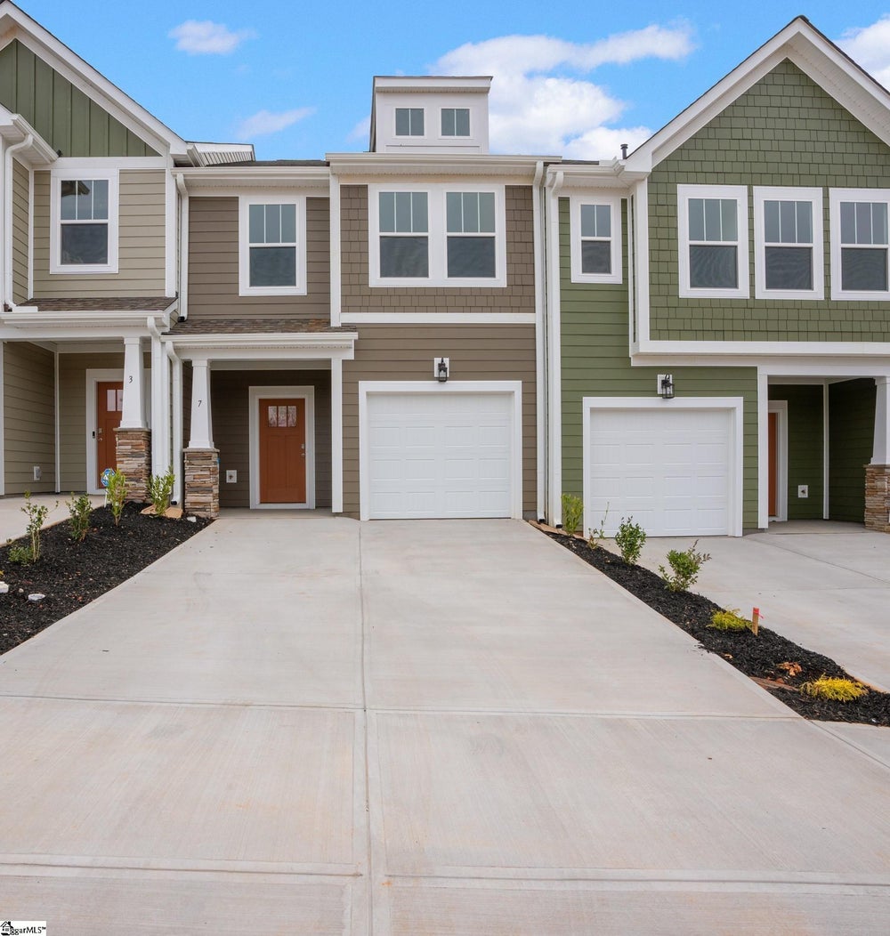 7 Shager Place, Travelers Rest, SC 29690 BHGRE