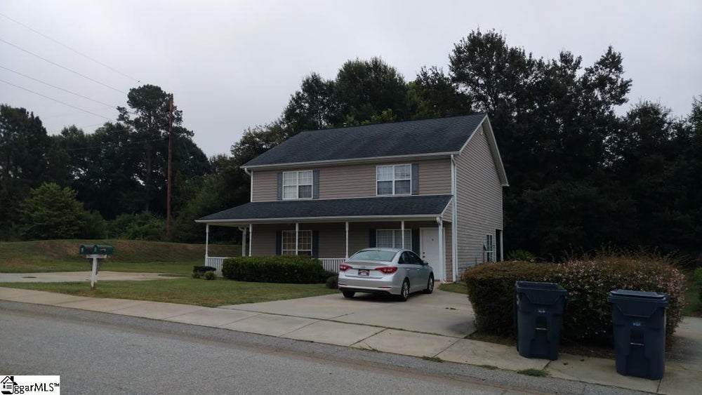 201 Ashley Lane, Laurens, SC 29360 BHGRE