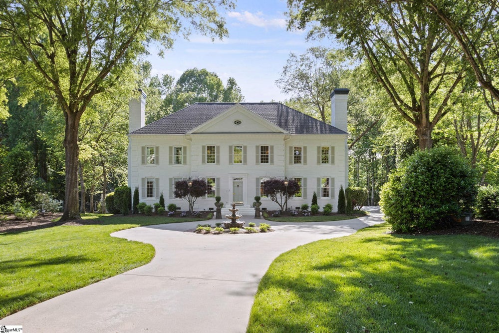 15 Weatherby Court Greenville SC 29615 BHGRE