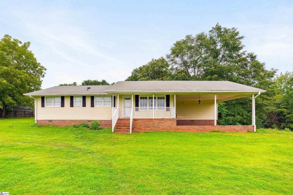 16239 Highway 101 S, Gray Court, SC 29645 BHGRE