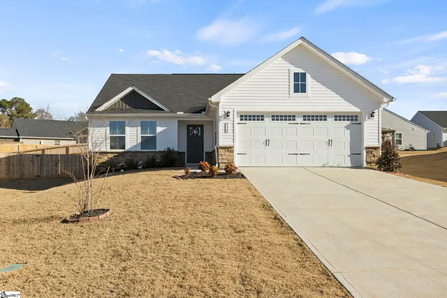 934 Blue Willow Court, Spartanburg, SC 29302-4686 - Image #2